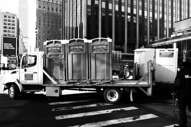 Best Porta potty rental near me  in Red Oaks Mill, NY